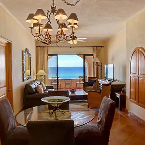 La Luna - Ocean Front Apartment